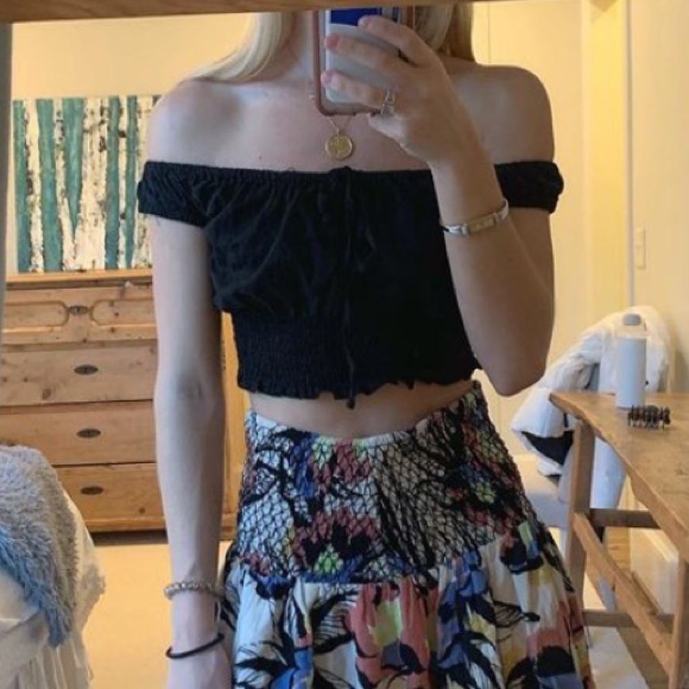 Brandy Melville black crop top